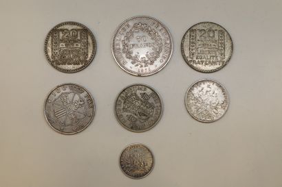 Lot of silver coins mainly XXth. 

Weight...