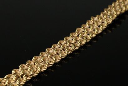 null Bracelet en or jaune 18k (750) à maille torsade. 

Tour de poignet : 18 cm -...