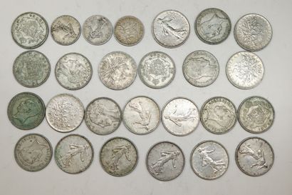 null Lot de pièces en argent composé de :

5 Francs Semeuse 1960x8, 1962x8, 1963x3,...