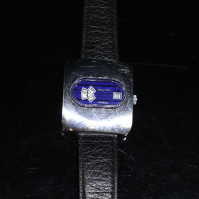 null 
BRUNEX

Montre bracelet dhomme, boitier en métal argenté, cadran à fond bleu,...