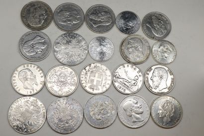 Lot of 88 silver coins including : 

26x...