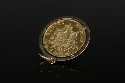 null Pendentif en or jaune 18k (750) retenant une pièce de 50 francs Napoléon III...