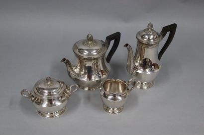 null Christofle

Service à thé/café en métal argentré, style Louis XVI ; composé...