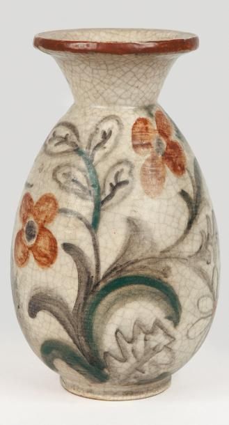 BUTHAUD René (1886 -1986) Vase de forme ovoïde à col étranglé et évasé. Décor d'un...