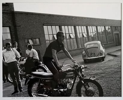 null Steve McQueen essai de sa Triumph 1964

tirage argentique sur papier photo Baryta,...
