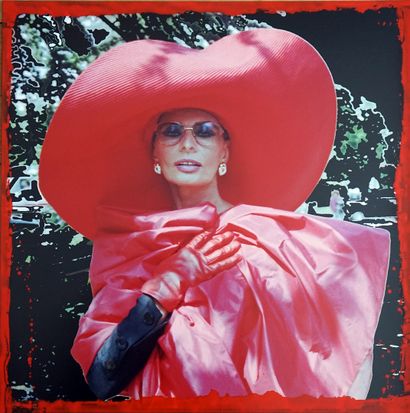 null Sophia Loren hat Barthet

print on Baryta paper , enhanced with red ink , signed...