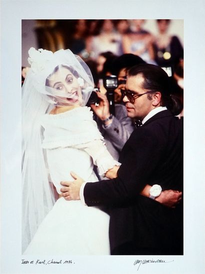 null Karl Lagerfeld and Inés de La Fressange 1994

print on silver paper, signed...