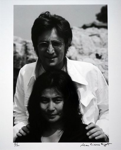 null John Lennon et Yoko Ono, Cannes 1971

tirage sur papier Baryta, signé et numéroté...