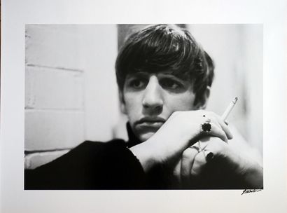 null Ringo Star Liverpool 1962

tirage sur papier Baryta, signé a l'encre noire sous...