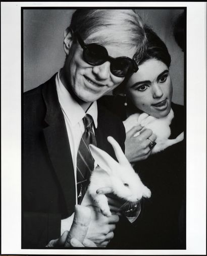 null Andy Warhol et Edie Sedgwick

tirage sur papier Baryta, signé au du tirage par...