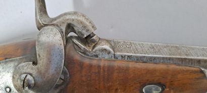 null Regulation pistol of officer.
Model 1833. Lock marked MANUF. NATIONALE of CHATELLERAULT.
Functional...