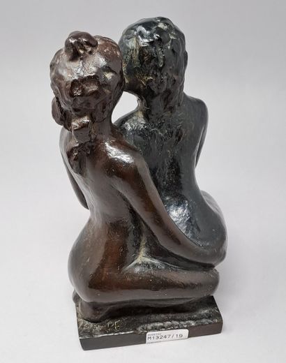 null CURIOSA
Sapphic love, 
proof in bronze with black shaded patina, the couple...