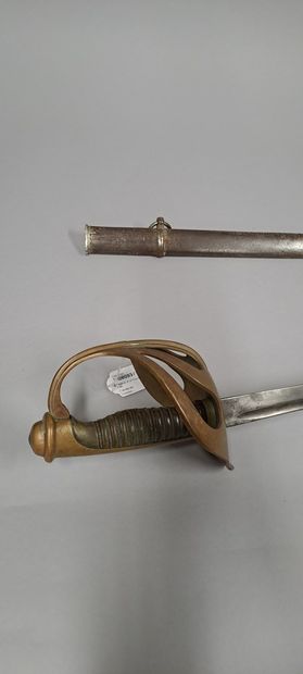 null Officer's saber model 1896.
Bronze guard