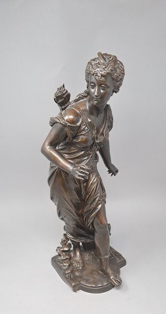 null MOREAU Mathurin (1822-1912)
Diane,
bronze, signé sur la terrasse. 
Ht. : 46.50...