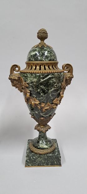 null Pair of covered cassolettes on pedestal in sea green marble, ormolu ornamentation...