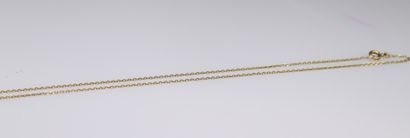 null Chain in yellow gold 18k (750) with mesh forçat. 
Around the neck : 50 cm. -...