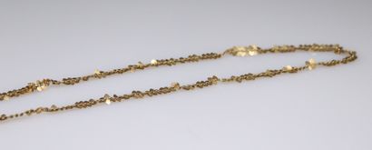 null Necklace in yellow gold 18K (750).
Necklace size : 48.5 cm - Weight. : 5.50...