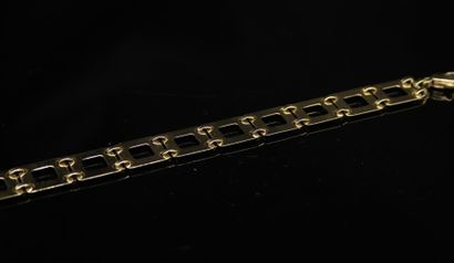 null Bracelet en or jaune 18k (750) à mailles carrées articulées.
Tour de poignet...