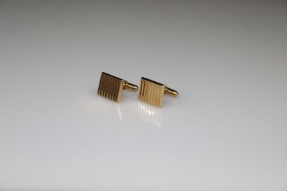 null Pair of cufflinks in 18k (750) yellow gold with geometric decoration.
Weight...