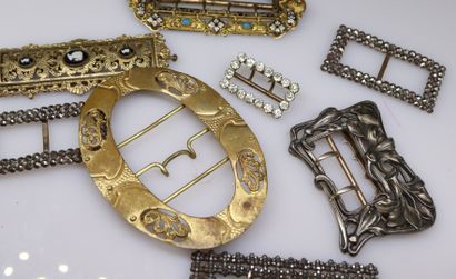 null Lot composed of metal belt or shoe buckles. 
End of the 19th - Beginning of...