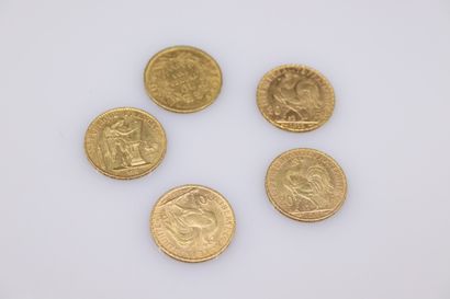 null Lot de 5 pièces en or de 20 francs comprenant :
- 20 francs Genie (1877 A)
-...