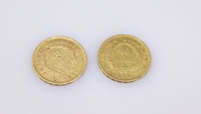 null Lot de 2 pièces en or de 40 Francs Napoléon Ier tête laurée (1811x2).
Poids...