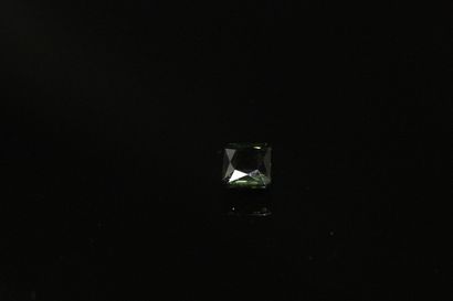 null Tourmaline with cut sides on paper. 
Weight : 2.72 cts.