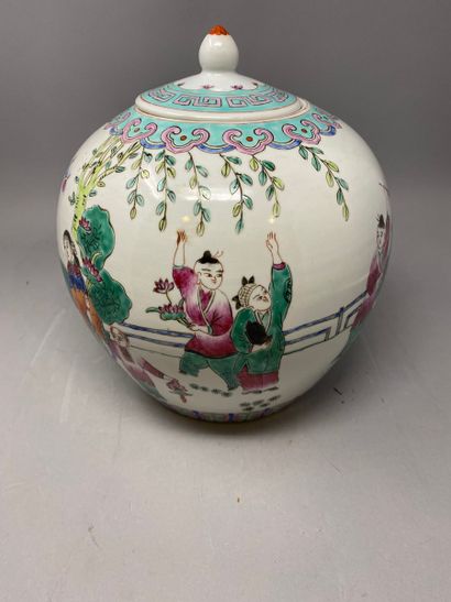 null CHINA, covered pot decorated with women and children playing in the garden
some...