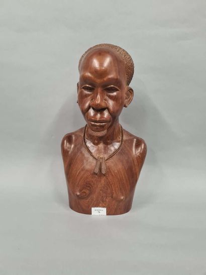 null BOUESSO Daniel, attributed to,
Bust of African,
sculpture in direct carving...