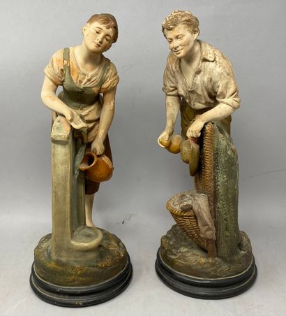 null THE GULUCHE
Peasant and peasant woman
two terracottas 
accidents and restoration...