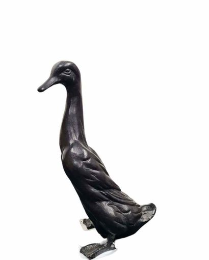null CHENET Pierre (20th century)
Cane 
Bronze with black patina, on the bottom,...