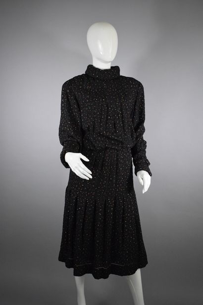 CHLOE 

Rare black dress in waffle fabric,...