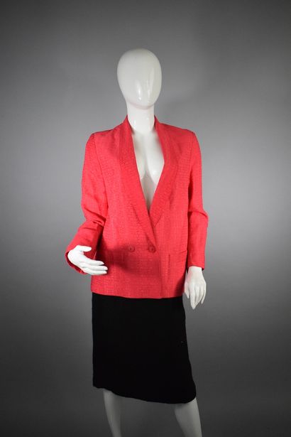 null CHRISTIAN DIOR 

Raspberry blazer jacket tuxedo style. 
Two pockets on the front,...