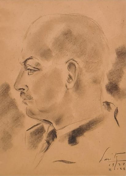 null ÉCOLE MODERNE,
Homme de profil, Nice, 1938,
crayon noir et estompe sur papier...