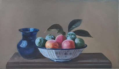 null SOLNON Daniel, né en 1943,
Vase bleu et coupe de Nevers aux fruits,
huile sur...