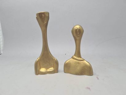 null ZOLOTAS (XX)
Le couple
Deux sculptures en bronze à patine doré, sous la base...
