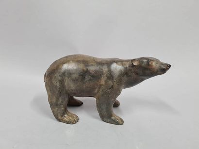 null CHENET Pierre (XX)
petit ours, tête vers la droite 
Bronze à patine brun roux...