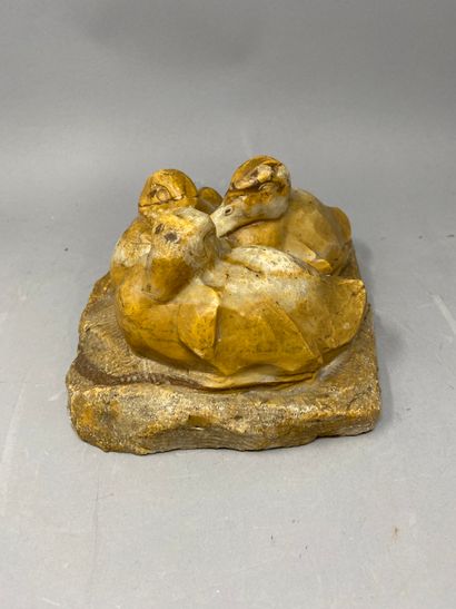 FALVELLY, trois canards sculptés en pierre FALVELLY, trois canards sculptés en pierre
10...
