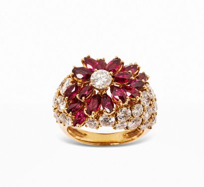 null PIAGET
18K (750) gold ring, set with a navette ruby, the heart in round brilliant-cut...