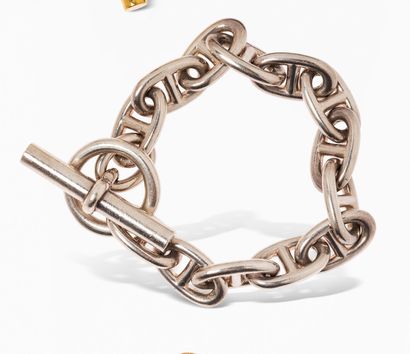null HERMÈS

Silver bracelet, anchor chain model, articulated with marine links....