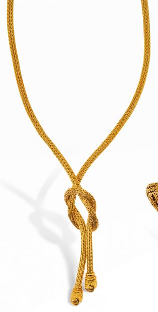 null Jewel box of Mrs. Z, Greece.
LALAOUNIS 
Flexible necklace in 18K (750) gold...
