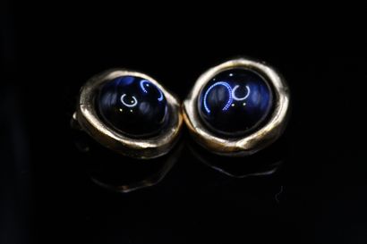 null BICHE DE BERE 

Pair of gold-plated metal ear clips decorated with blue imitation...