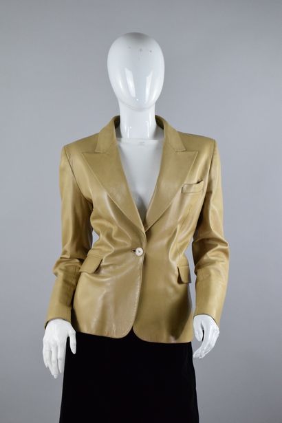 null YVES SAINT LAURENT Left Bank 
Circa 1990

Blazer-like jacket in smooth beige...