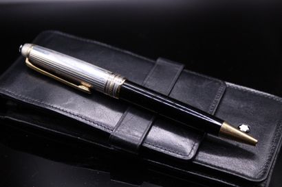 null MONTBLANC

Stylo roller Meisterstück Solitaire édition hommage Mozart. Capuchon...