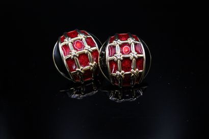 null ANONYMOUS 

Pair of ear clips in gilded metal and enamel reminiscent of geometric...