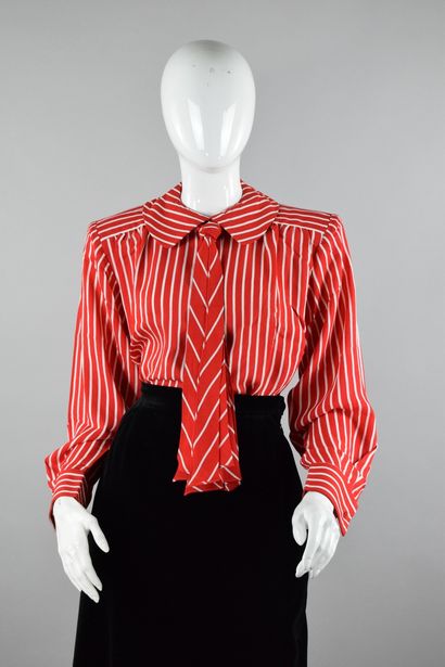 null SAINT LAURENT Left Bank 
Spring/Summer 1988

Iconic red and white striped blouse,...