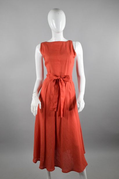 null HERMES PARIS 
Circa 1980

Pumpkin summer dress with front zip and matching belt....