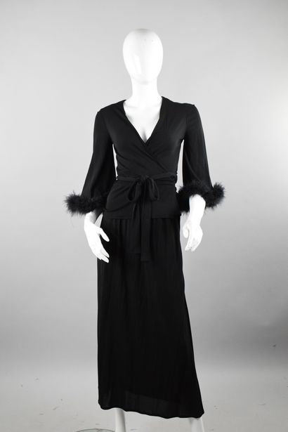 null SAINT LAURENT Rive Gauche
Circa 1975

Rare ensemble jupe mousseline noire et...