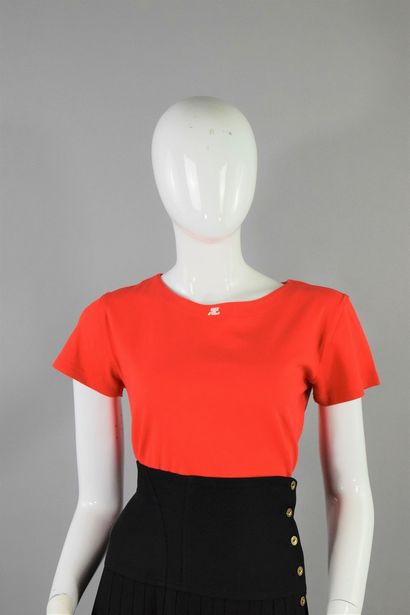 null COURREGES 

Red short sleeve top with boat neckline and front logo. 
Slight...