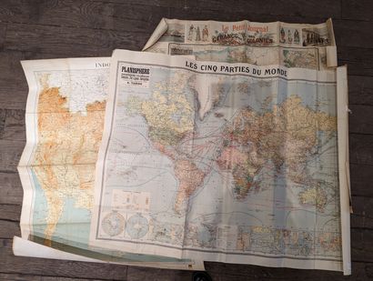 null Ensemble de cartes du monde dont : représentation des colonies, Indochine, Le...